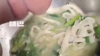 大奶粉色bikini