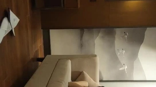 女友下面塞无线跳蛋