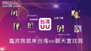 健身房厕所尿尿听到隔壁厕间有奇怪的声音意外偷拍到教练和女学员在里面嘿哟简直就是活春宫