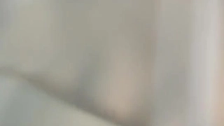 出租屋草超漂亮的小女友露脸