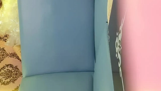 【美术老师露脸约炮】刚下课穿着丝袜来酒店找我挨操，完全露脸，真实对白