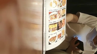 紧接马尾辫外围御姐，一进来就推到舌吻舔逼，骑乘位猛操大肥臀