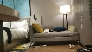 这个反差姿色不错，清纯！