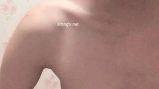 [本土精选! 鼠哥 大战36D大胸网红~舔JJ的表情超淫蕩?